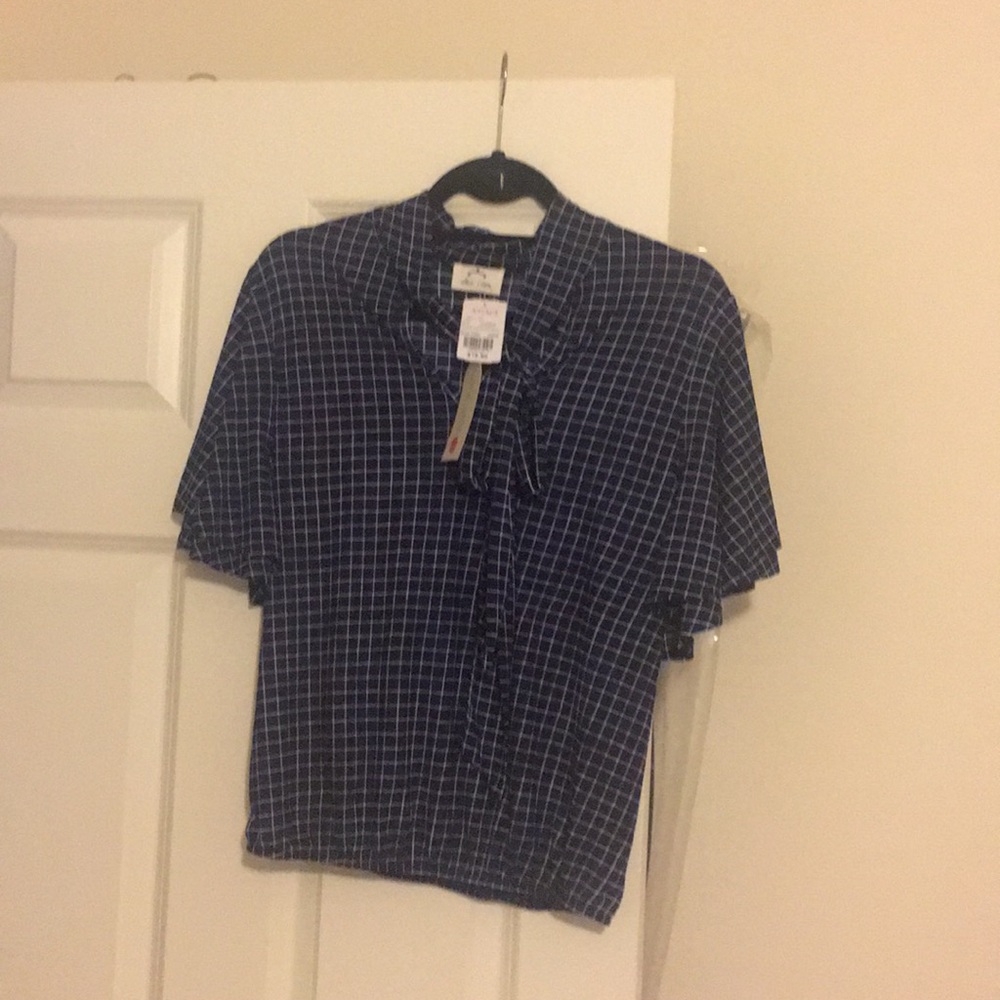 Navy and white top